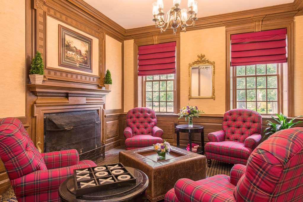The Exeter Inn Interior photo